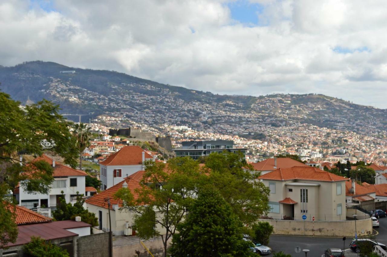 Apartment In The City Of Funchal Up 2 At 6 Pers Sao Pedro  Экстерьер фото